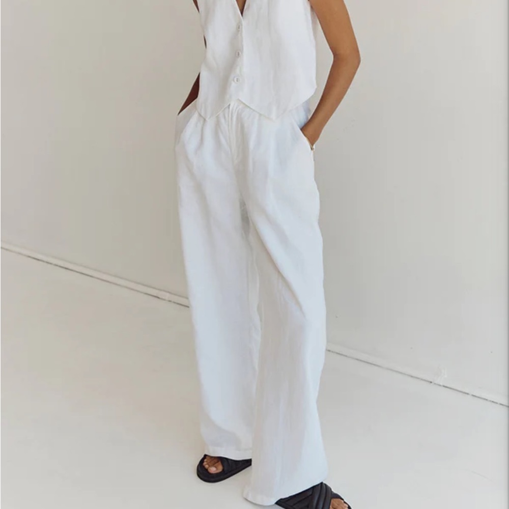 Dissh linen pants - BRAND NEW